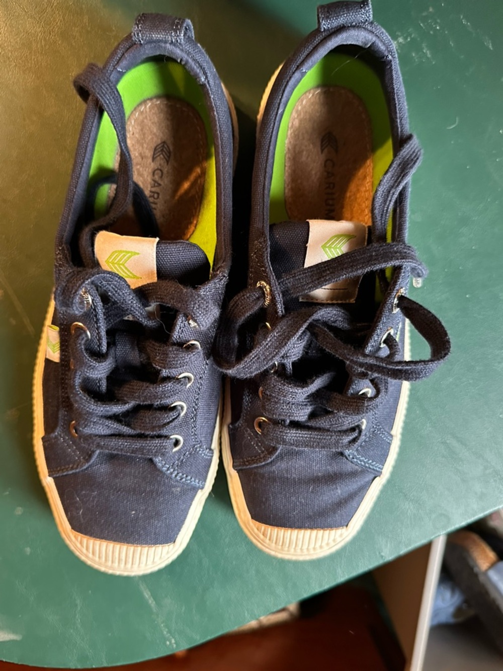 Cariuma Womeny Navy Canvas Sneakers